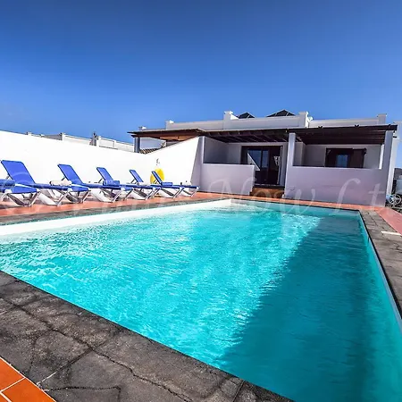 Stella Playa Blanca (Lanzarote)